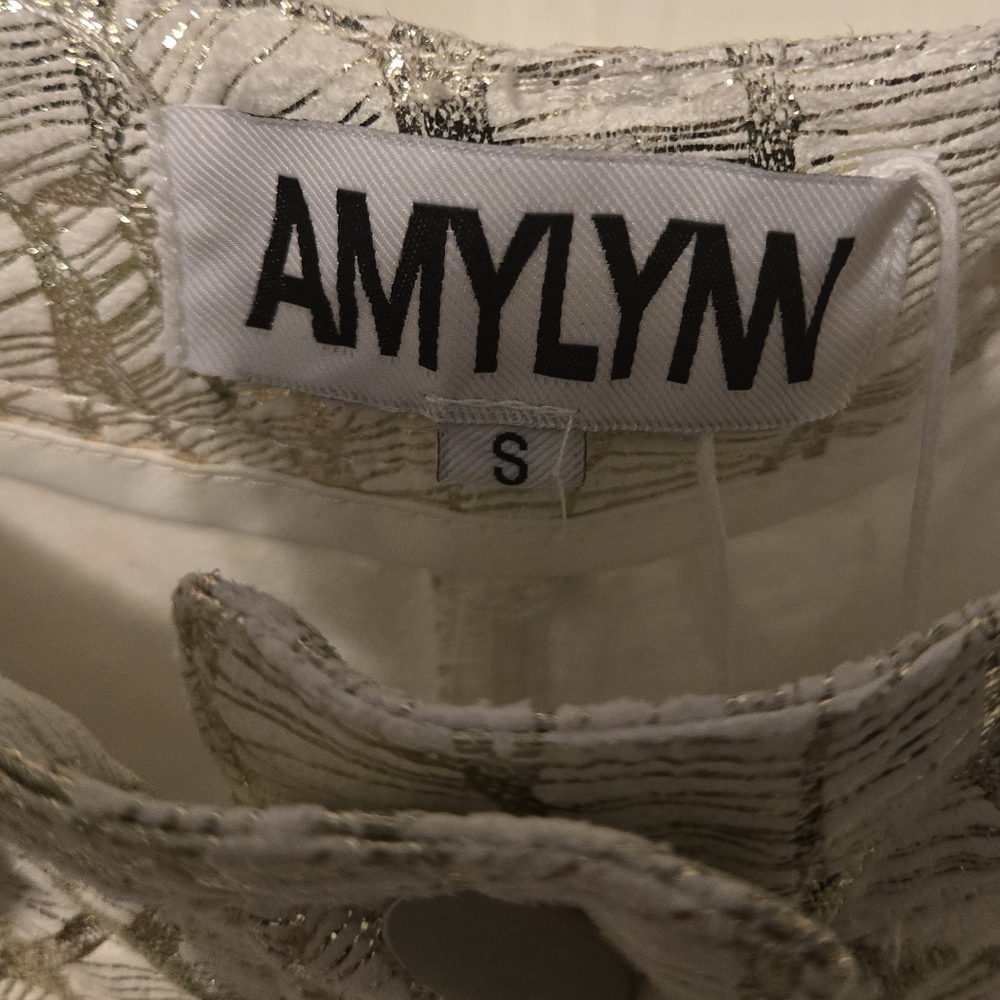 NWT Amylynn Lupe Printed Metallic Pants Sise Small Color Silver/Gold - Picture 11 of 15